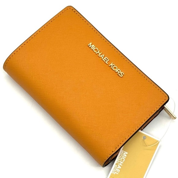 Michael Kors Medium Bifold Zip Chain Wallet Cider - Picture 6 of 9